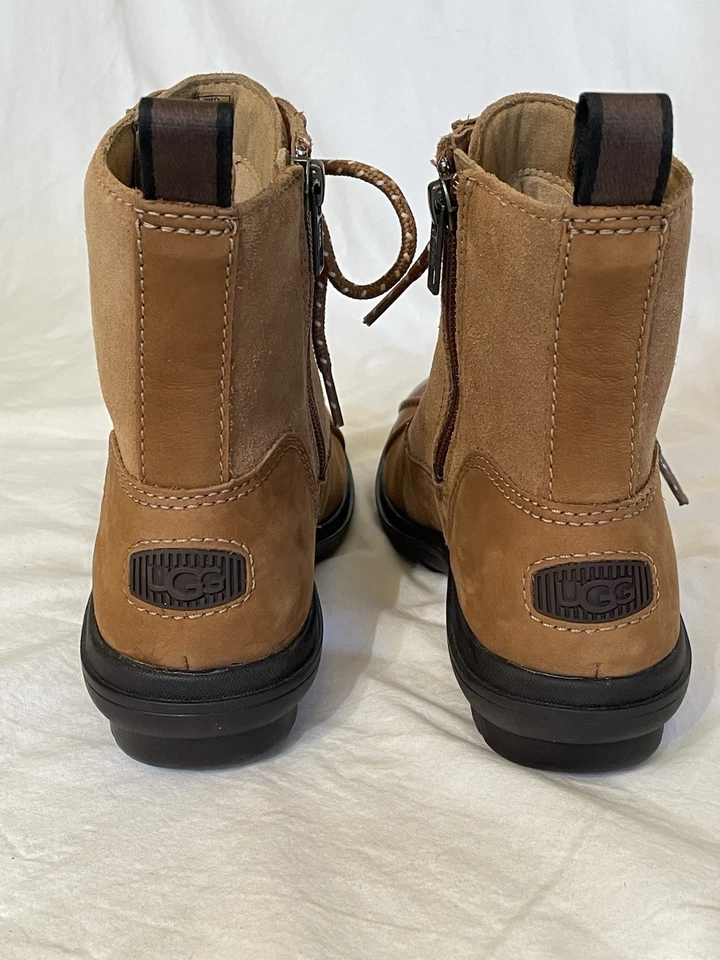 Botas Ugg Duck para mujer. Cuero marrón y gamuza. Talla 6,5. ¡En perfecto estado! Foto 3 de 4
