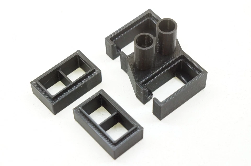 3D Printed EC5 Battery Connector Mount Adapter Kit for Traxxas UDR Offroad Truck - Image 3 of 4
