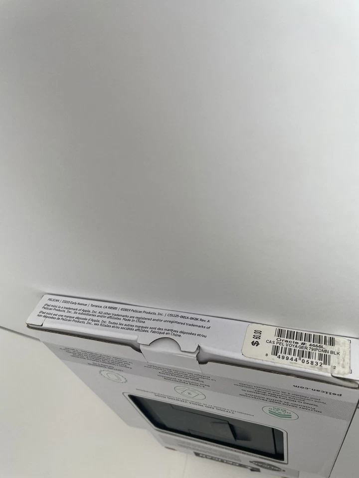 Pelican Voyager Ultra Rugged Case with Kickstand for iPad mini 4 & 5 Black - Image 4 of 4