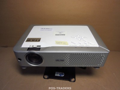Sanyo PLC-XU73 Projector Beamer XGA VGA 2000 LUMENS INC CEILING MOUNT 487 HOURS