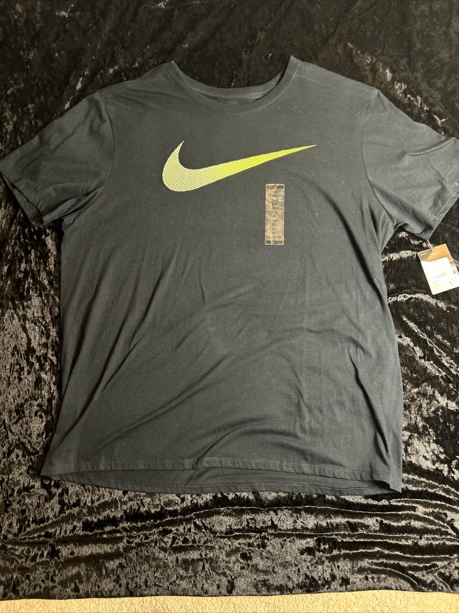 New Sportswear Nike Men Size XXL 857775-010 Short Sleeve T-Shirt
