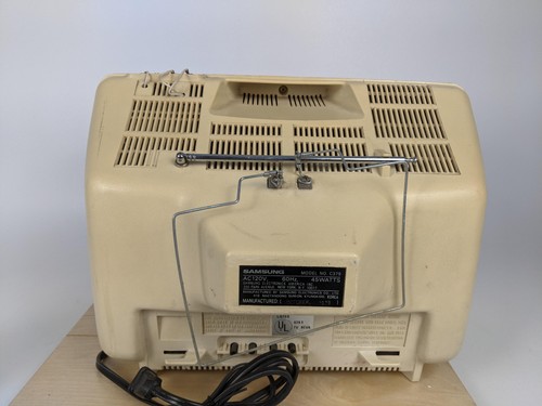 Vintage 1979 Samsung Portable TV CRT Model C379 Tested Works Retro Decor - Picture 8 of 13