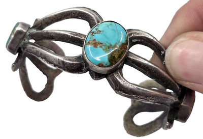 STUNNING Unique Old Vintage Navajo Sandcast Turquoise Cuff Bracelet