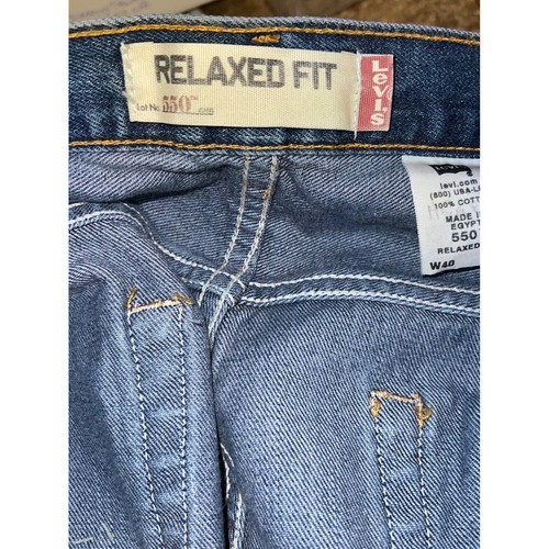 Jeans uomo Levi's 550 Relaxed Fit taglia 40x32 blu denim gamba affusolata nuovo con etichette - Foto 6 di 7