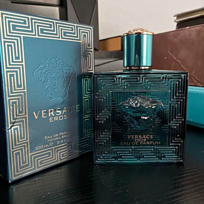 Versace Eros Eau de Parfum Spray 3.4 fl oz Regular Size Fragrance