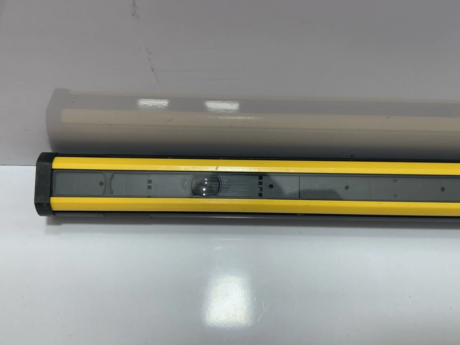 Safety Light Curtain Sensor | Seabeam Industrial Safety