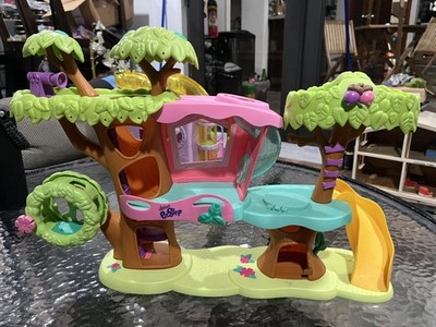 2010 Hasbro LPS Littlest Pet Shop Walkables Tree House Magic Motion Playset 2111