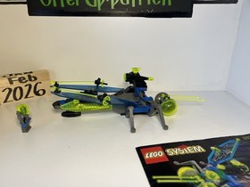 LEGO 6907 Space Insectoids Sonic Stinger With Minifig Complete With Manual