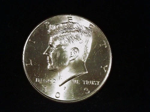 2013-P Kennedy Hlaf Dollar AU+++ (1). Free Shipping!