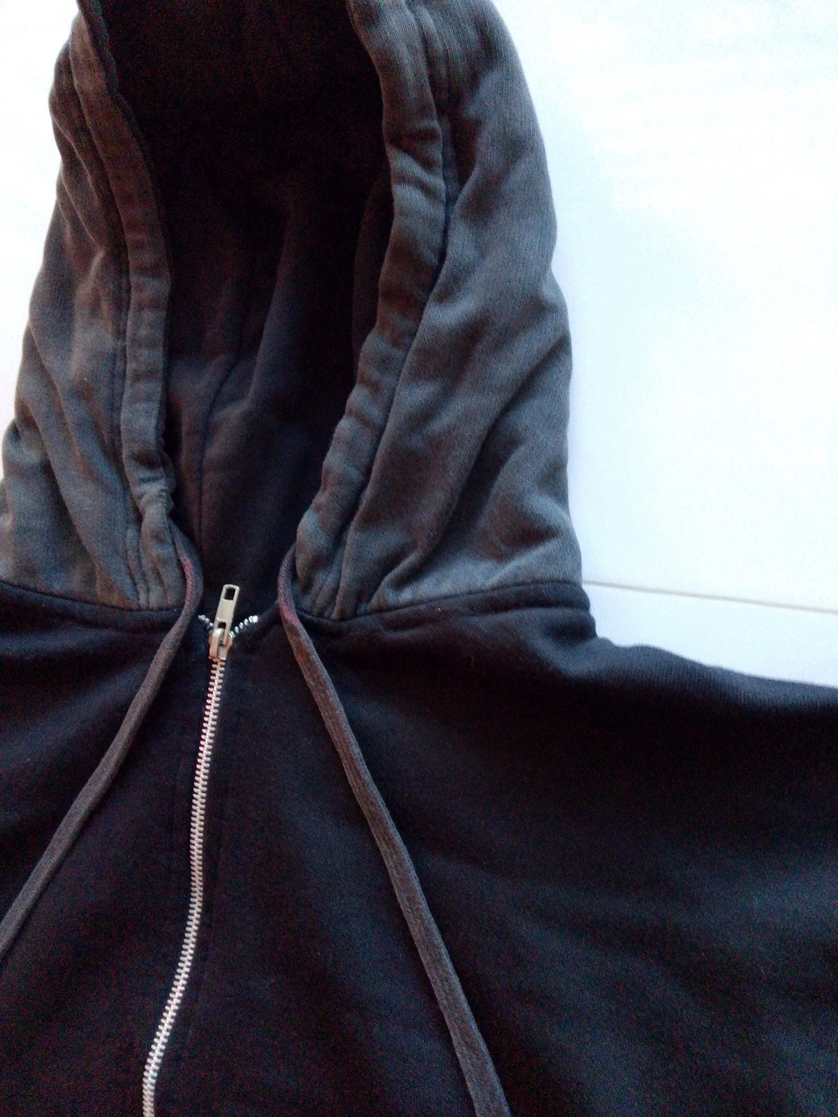 Vtg 80s 70s Thermal Zip Hoodie Two Tone Black Fade Distressed Small Oversized
Opens in a new window