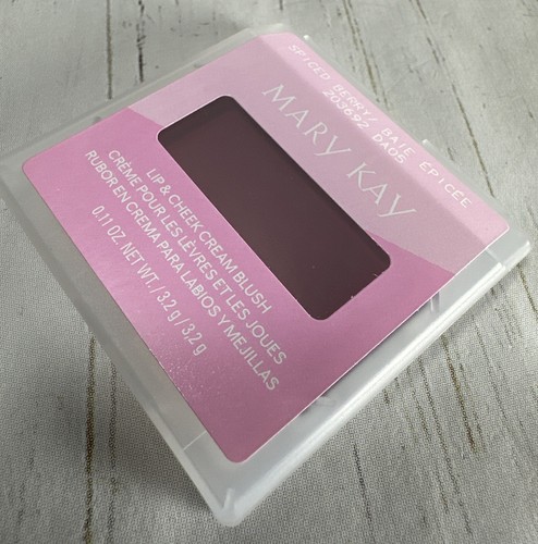 New In Package Mary Kay Lip & Cheek Cream Blush Spiced Berry - Picture 5 of 6