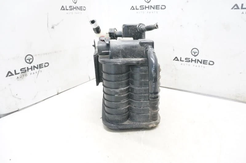 Chevrolet Malibu 2017 evaporador de vapor de combustible emisión bote EVAP 84142999 OEM Foto 2 de 4
