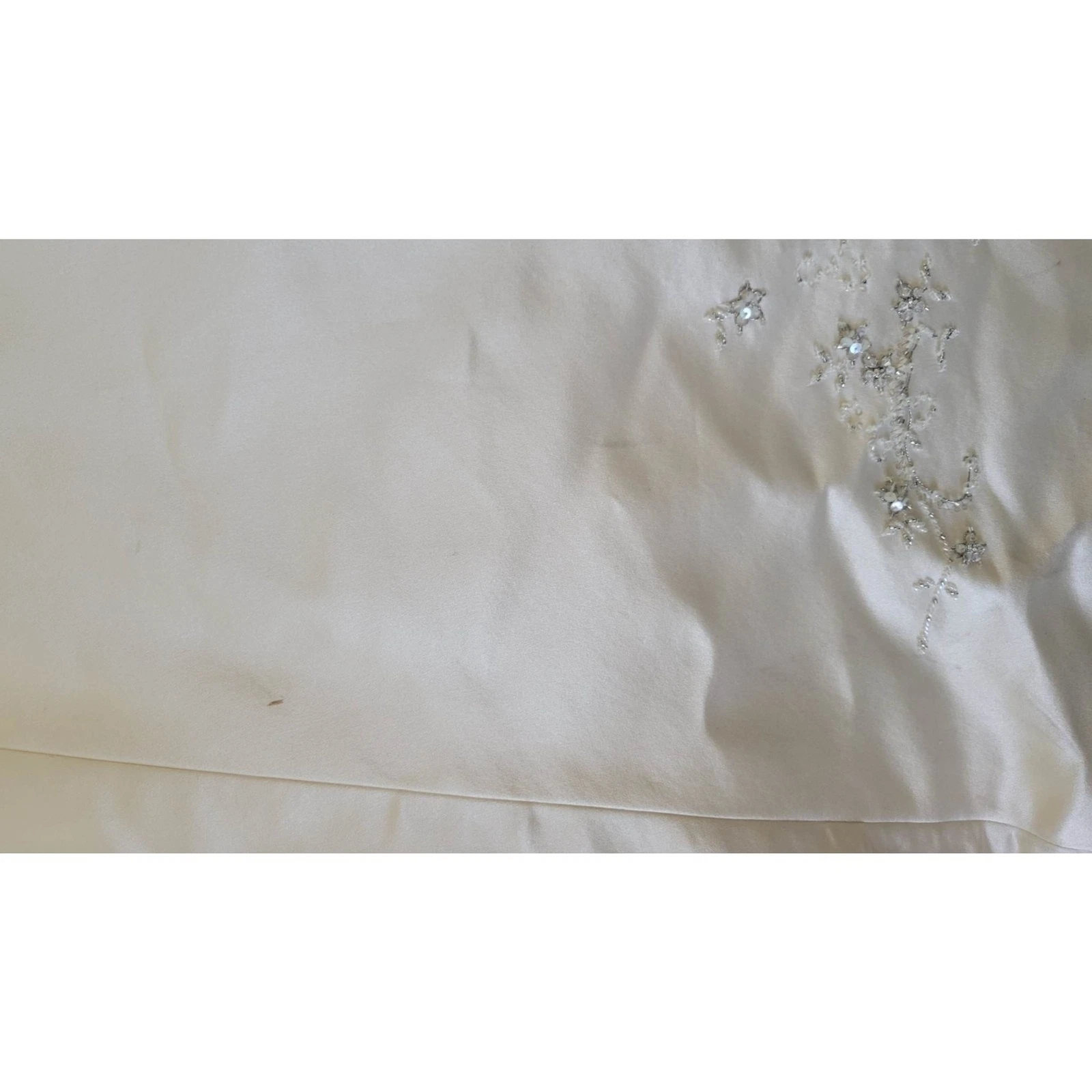 OFF WHITE Abito da sposa Matthew Christopher in seta bianco sporco