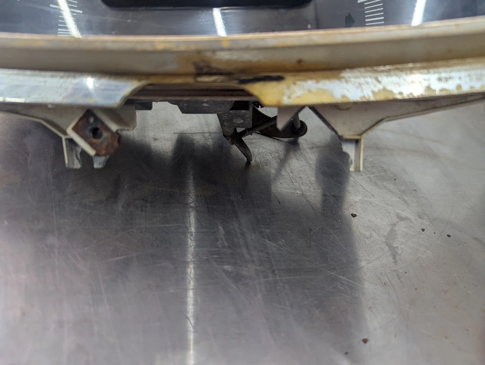 Plymouth Fury Gage Cluster 1966 2580849 Mopar Foto 4 de 4