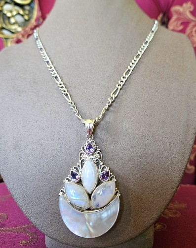 Vintage NEPAL 925 PTI Sterling Necklace/pendant.