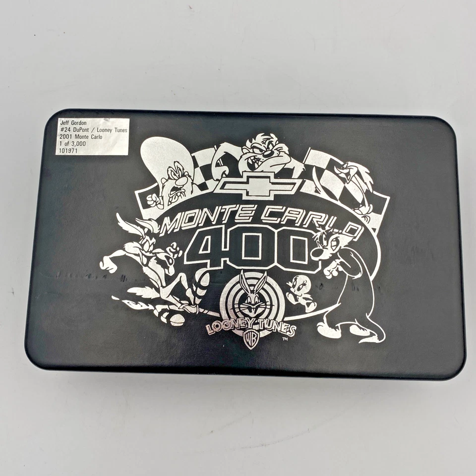 Jeff Gordon #24 DuPont Looney Tunes 2001 MonteCarlo DieCast Car Set 1:64 1of3000 - Image 4 of 4