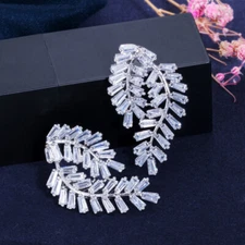 Brilliant Silver Plated Cubic Zircon White Amerian Crystal Banquet Stud Earrings