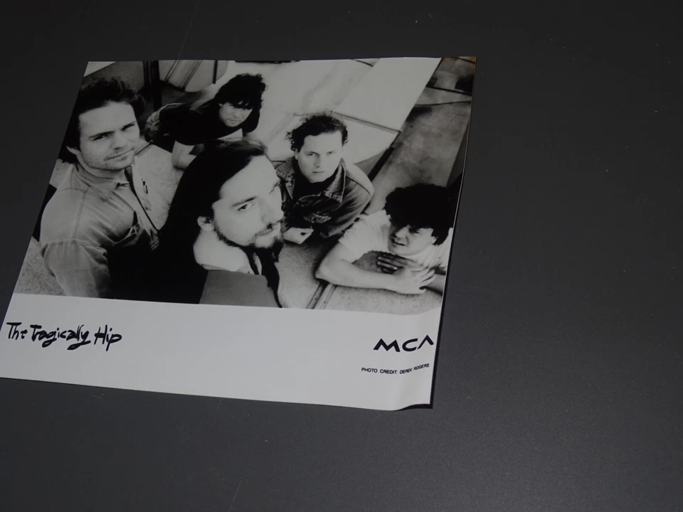 THE TRAGICALLY HIP - FULLY COMPLETELY EPK KIT / PROMO-BOX (VHS, CD, PHOTO) - Bild 3 von 4