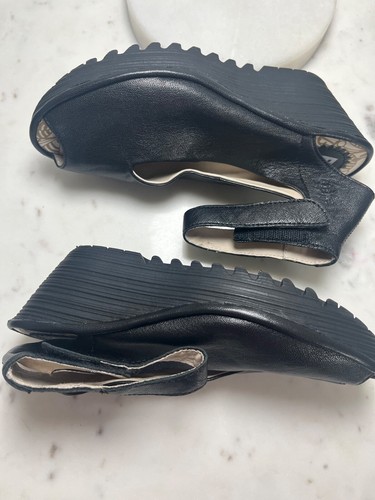 Fly London Yala Black Leather Peep Toe Wedge Shoe Ankel Strap Women Size 6 - Picture 3 of 8