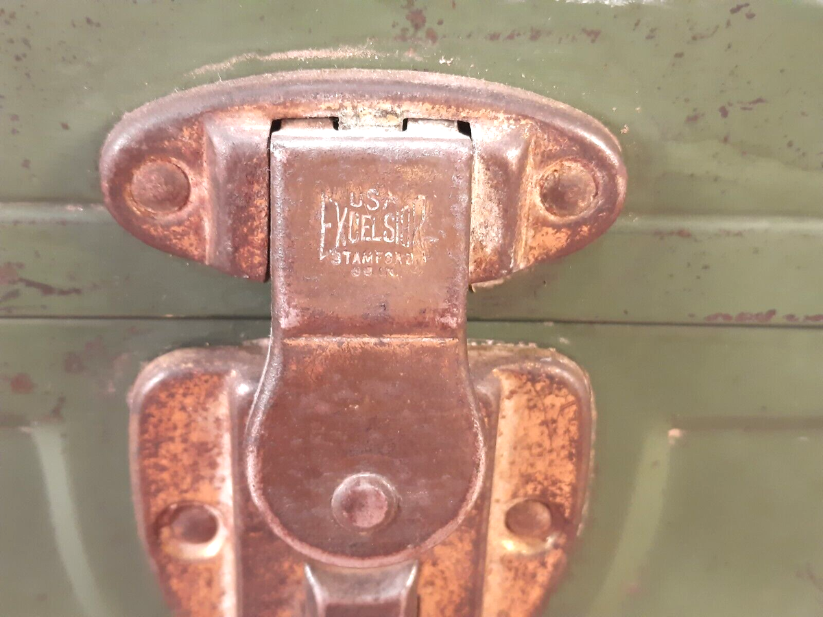 Vintage Excelsior Green Metal Utility Toolbox Portable Storage