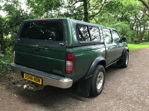Nissan Navara Double cab 4x4 diesel 2000 pickup ,pick up,trucktwin cab ,4 door - Picture 8 of 12