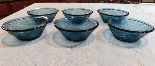 Tiara Glass Blue Bicenttenial Berry Dessert Bowls Set of 6 - Picture 2 of 5