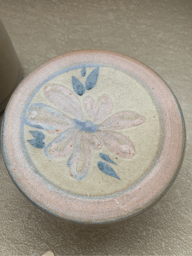 Butter Bell Keeper French Floral Hand Thrown Pottery Crock Tan/Pnk by Ash Coulee - Picture 7 of 8