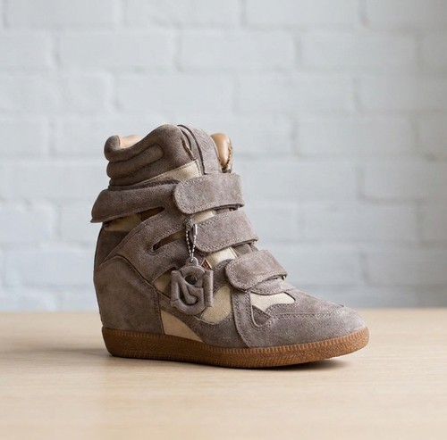 Steve Madden Women's Mavis Shoes Taupe Suede