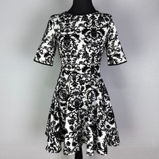 Jodi Kristopher White W/ Blk Design Bows Round Neck Knee Length Dress Size 3