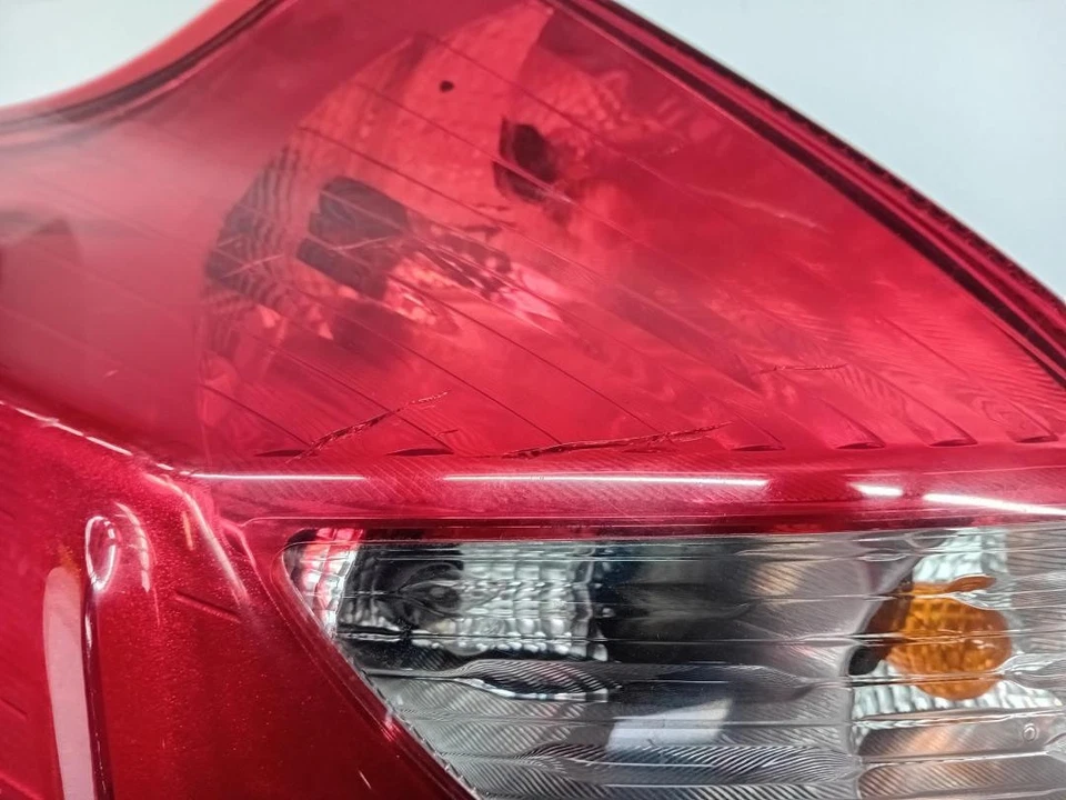 1825321 Piloto Trasero Izquierdo para FORD FOCUS BERLINA (CB8) Titanium 1064012 - Imagen 3 de 4