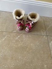 Girls Ugg Boots With Pink Bows UK Size 2
