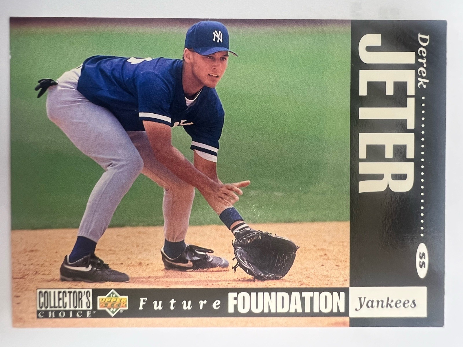 1994 Upper Deck Collector's Choice - Future Foundation Derek Jeter #644 White...