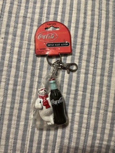 Vintage Coca Cola Smiling Polar Bear Key Chain Bottle Buddy Keyring