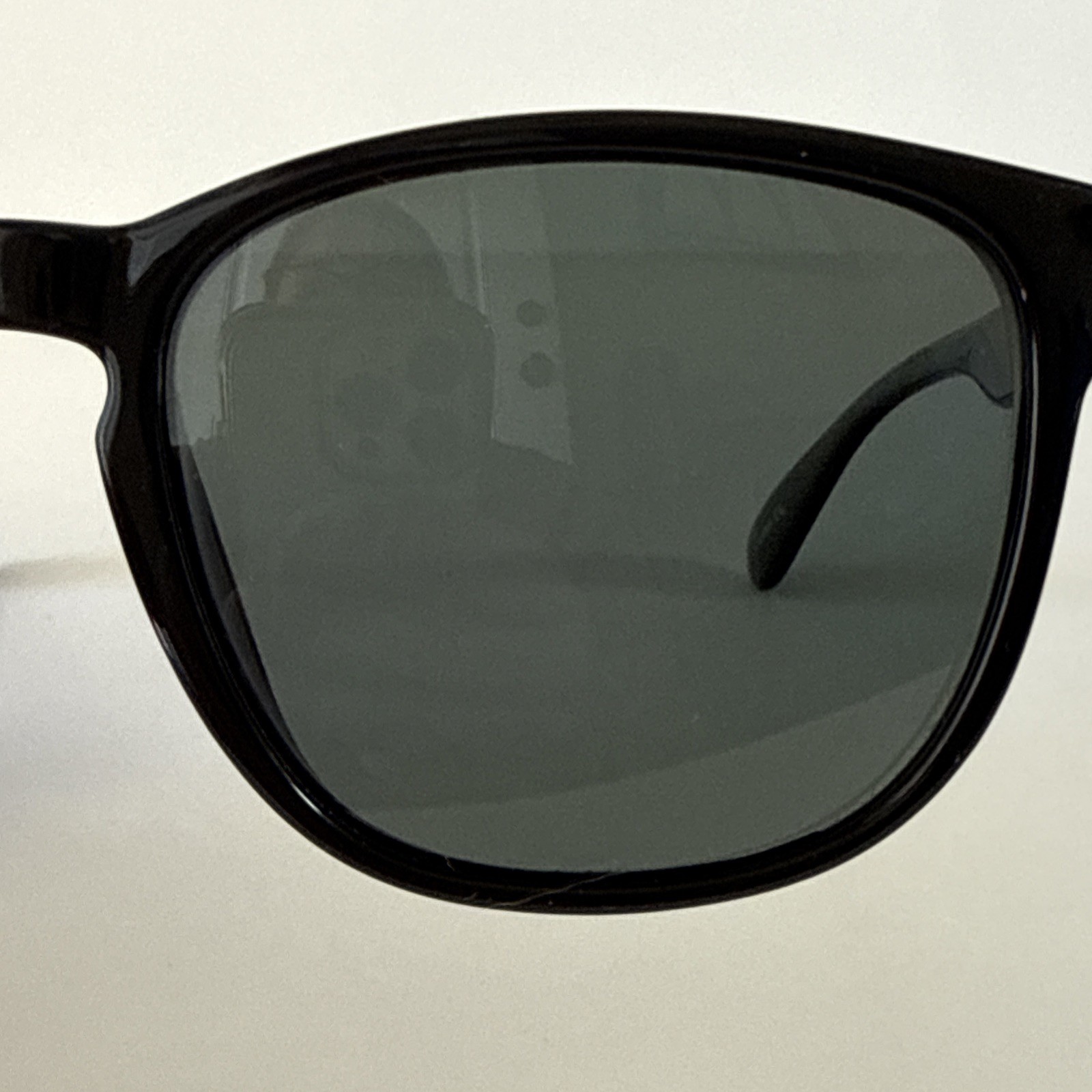 SUNCLOUD LOVESEAT SQUARE POLARIZED SUNGLASSES BLA… - image 5