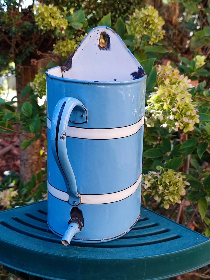 ANCIEN POT BROC DE LAVEMENT EN TÔLE ÉMAILLÉE BLEUE GRADUÉ 2 LITRES - Photo 2/4