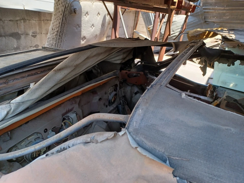 Cuadro superior convertible 76 Eldorado solo ver fotos para piezas o reparación Foto 4 de 4