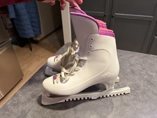 Lake Placid Training Ice Skates White  Pink Plastic With Liner Women's size 9