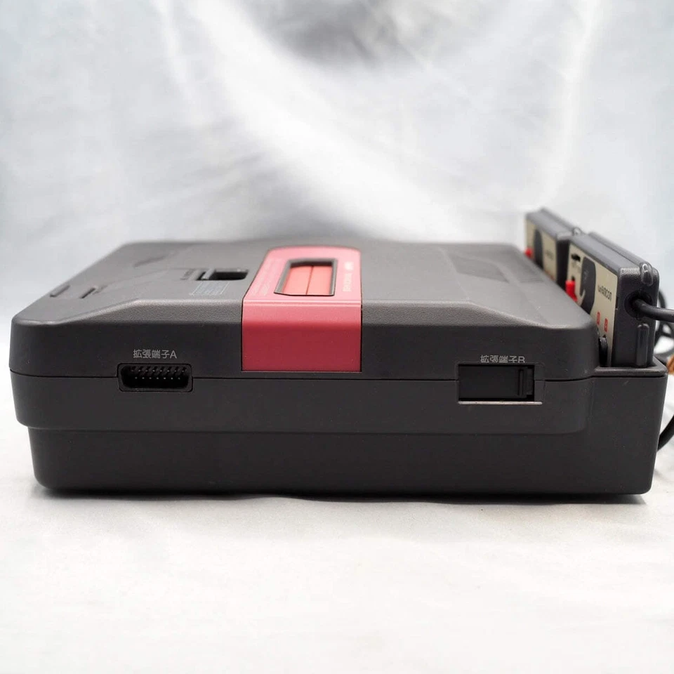 Sistema de consola Sharp Twin Famicom AN-500B en caja nuevo cinturón de goma reemplazado probado Foto 4 de 4