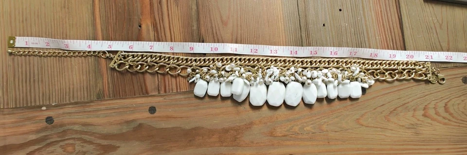 Ожерелье колье LILLY PULITZER Roxie Resort белое стекло искусственный жемчуг коренастый золотистый цвет - Изображение 4 из 4