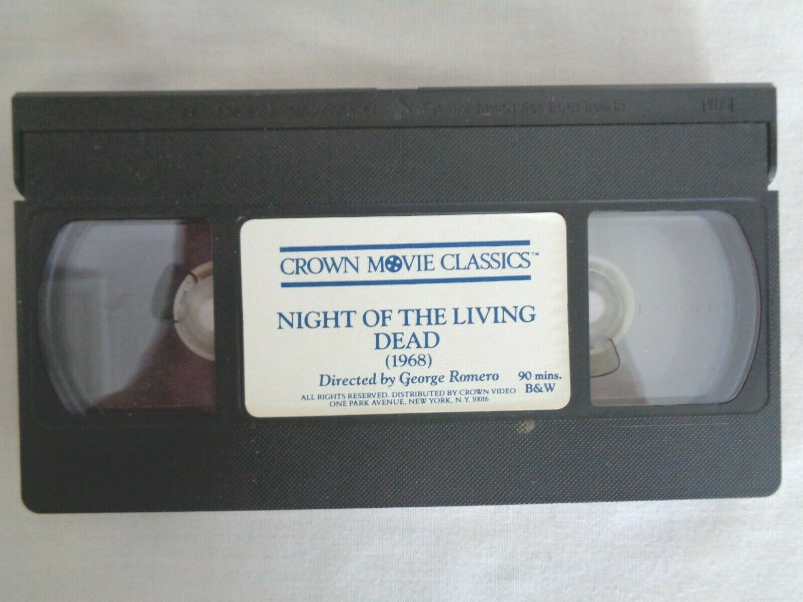 Night of the Living Dead 1968 VHS Tape. Crown Movie Classics (#4691)