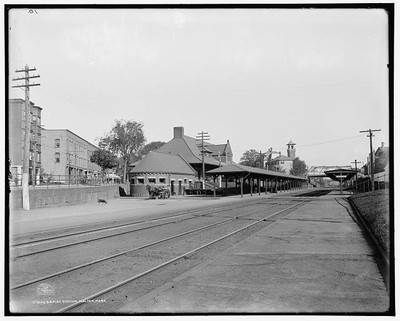 Photo:B.& M. Ry. [Boston and Maine Railroad] station, Malden, Mass.