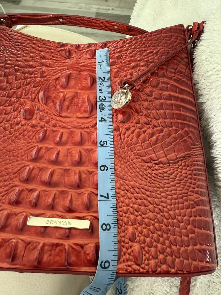 Red Crocodile style Brahman - Image 2 of 4