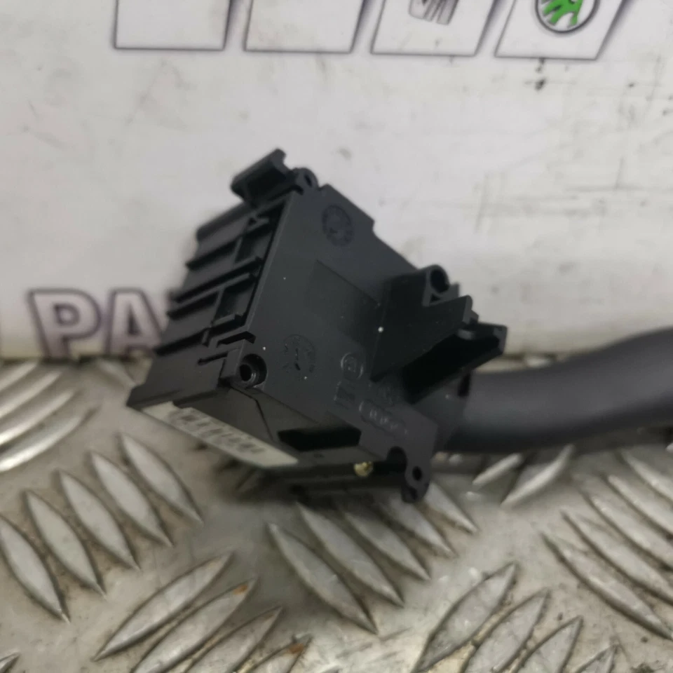 TALLO LIMPIAPARABRISAS AUDI A4 B6 B7 A6 2005 4E0953503B 2005-2010 Foto 3 de 4