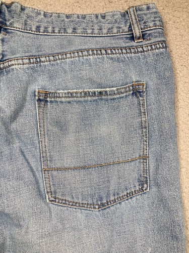 Plugg Jeans Men's 38x30 Light Wash Blue Relaxed Straight Cut Off Hem Stains - Picture 17 of 22