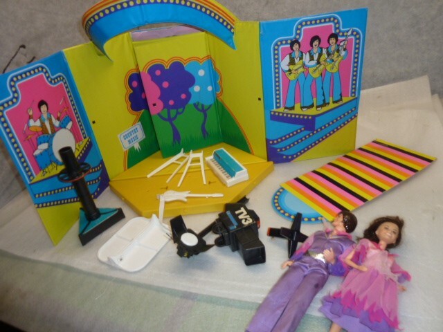Donny Marie Osmond TV Show Stage Vinyl Play Set 2 Dolls 1976