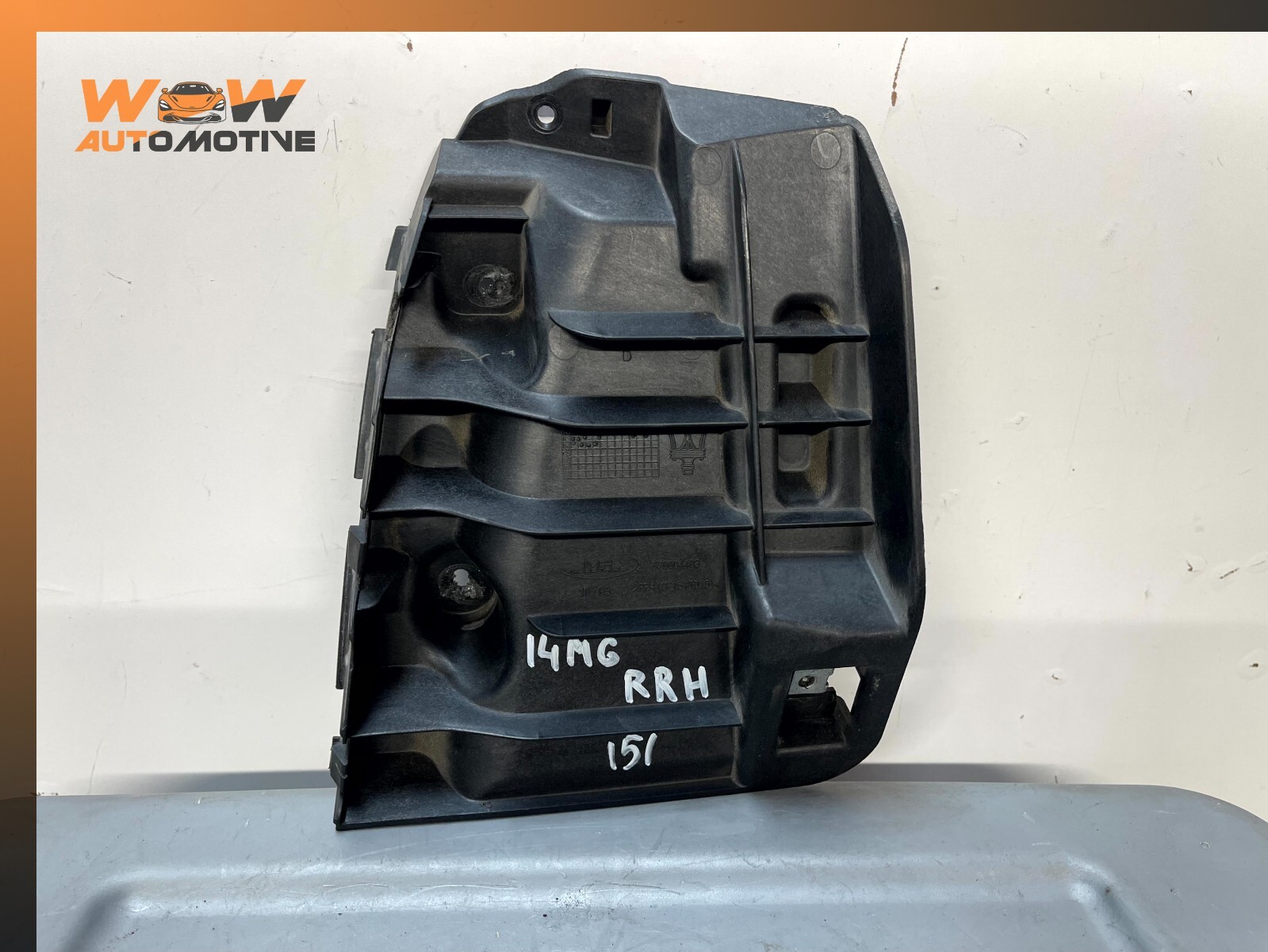 Maserati Ghibli 2014-2017 Rear Right Side mounting brackets Pair