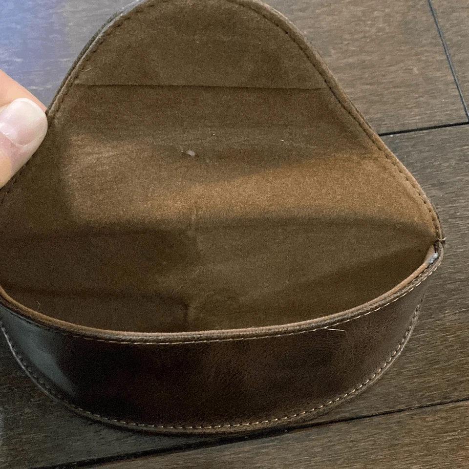 Fossil Gafas Gafas de sol Estuche Cierre magnético Marrón Foto 2 de 4