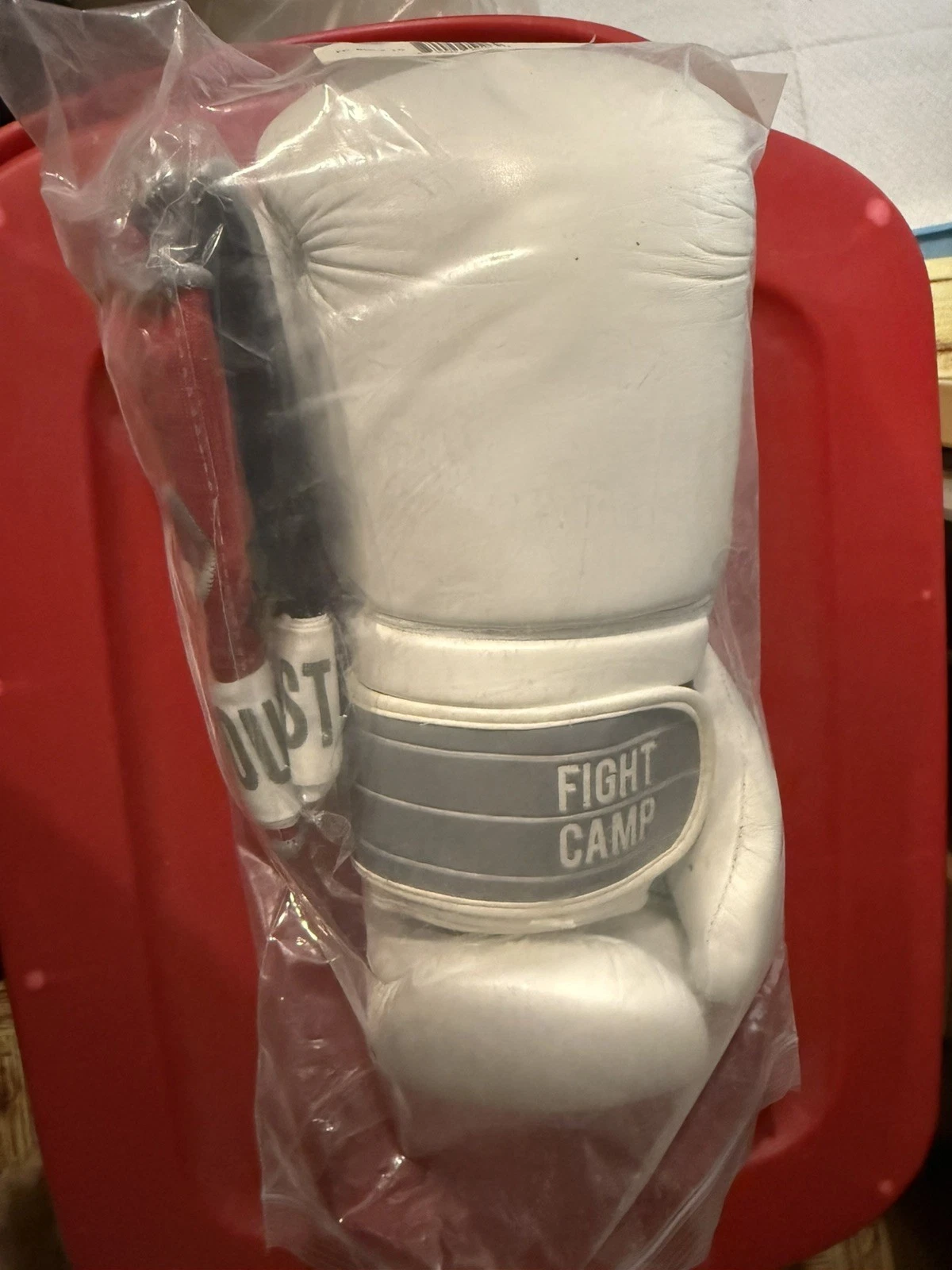 Fight Camp Boxing Gloves White Vinyl 16 oz Adult
Opens in a new window or tab