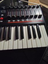 Akai Professional MPK249 49-Key MIDI Keyboard Controller Open Box w Plugins