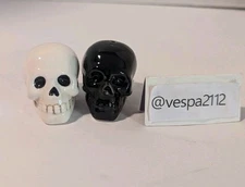 Cracker Barrel Halloween Skull Salt & Pepper Shaker Mini Set 
